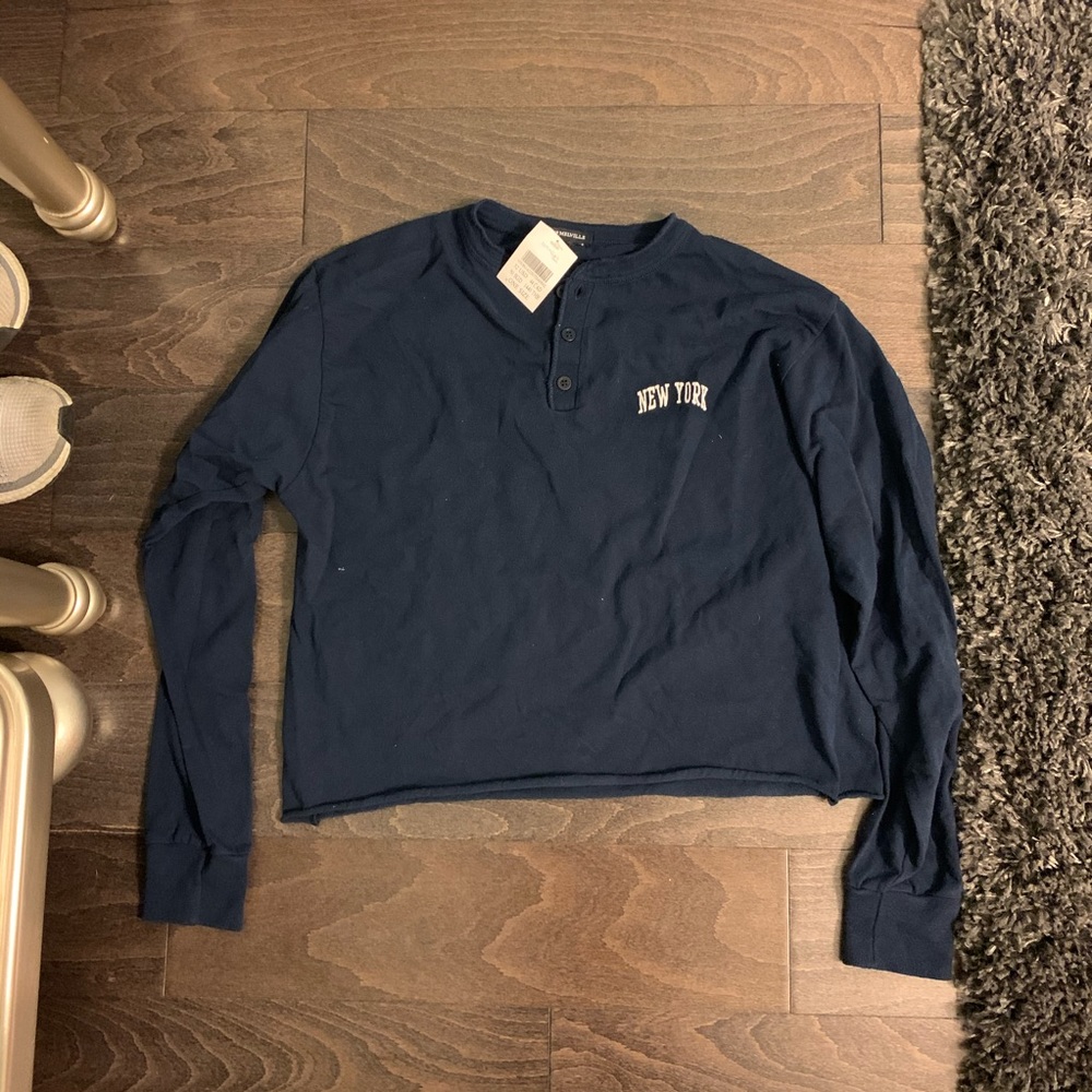 NWT Brandy Melville Cropped Button Up